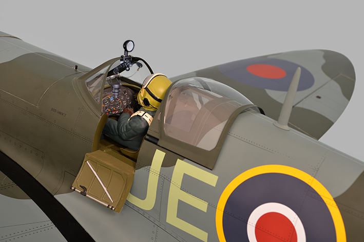 Phoenix Model Spitfire 50-61cc Gas/EP ARF 95" - 1:4 3/4 - Click Image to Close