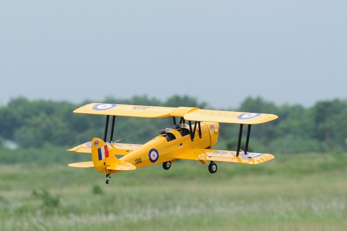 Phoenix Model Tiger Moth .46-.55 GP/EP ARF 55.3" - Click Image to Close