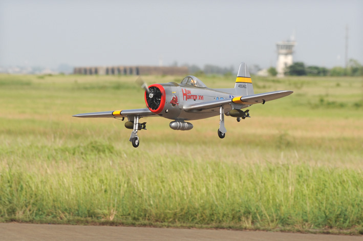 Phoenix P47 Thunderbolt .61~.91 / 15cc