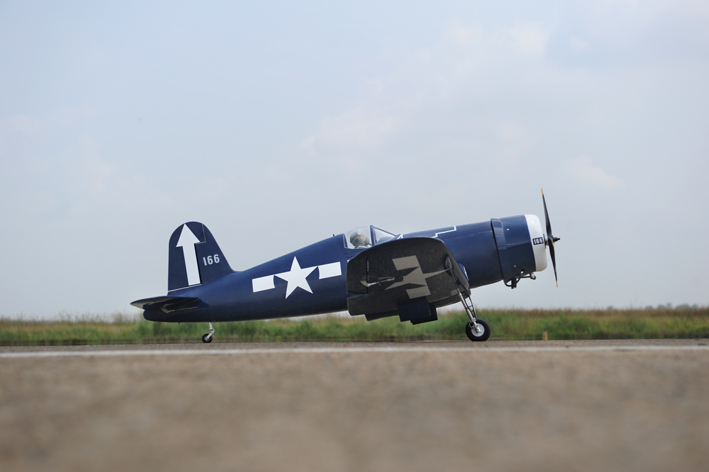 Phoenix Model F4U Corsair 1.20/20cc GP/EP/Gas ARF 70.9" - 1:7 - Click Image to Close