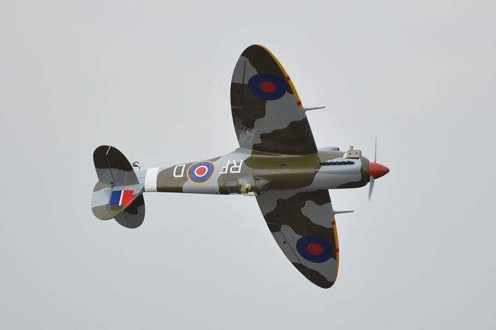 Phoenix Model Spitfire 30cc Gas/EP ARF 70.8" - 1:6 1/4