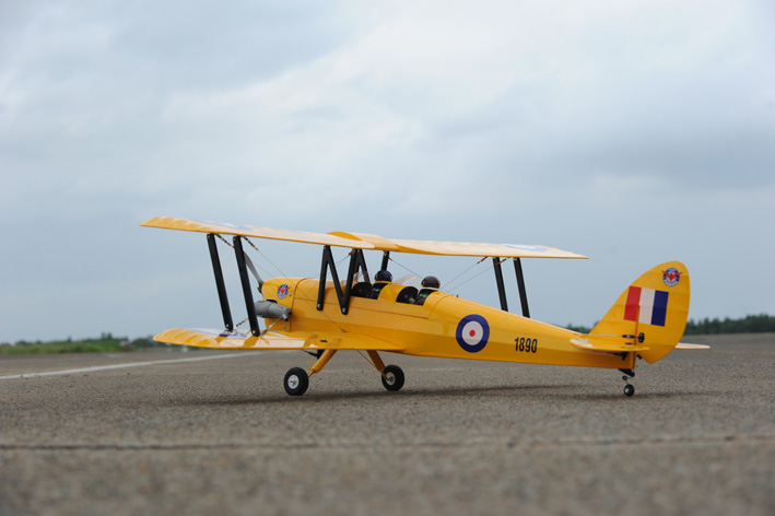 Phoenix Model Tiger Moth .46-.55 GP/EP ARF 55.3" - Click Image to Close