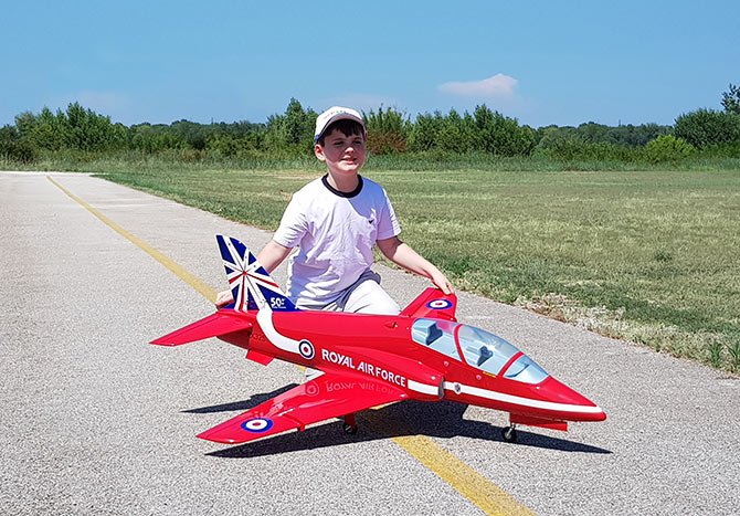 HAWK-00-2.jpg HAWK-00-2.jpg